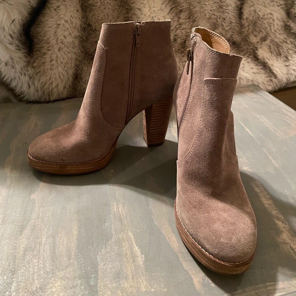 Lucky inside zip suede boot